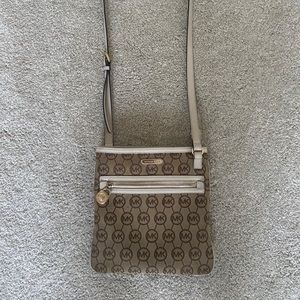 Michael Kors Cross Body Bag